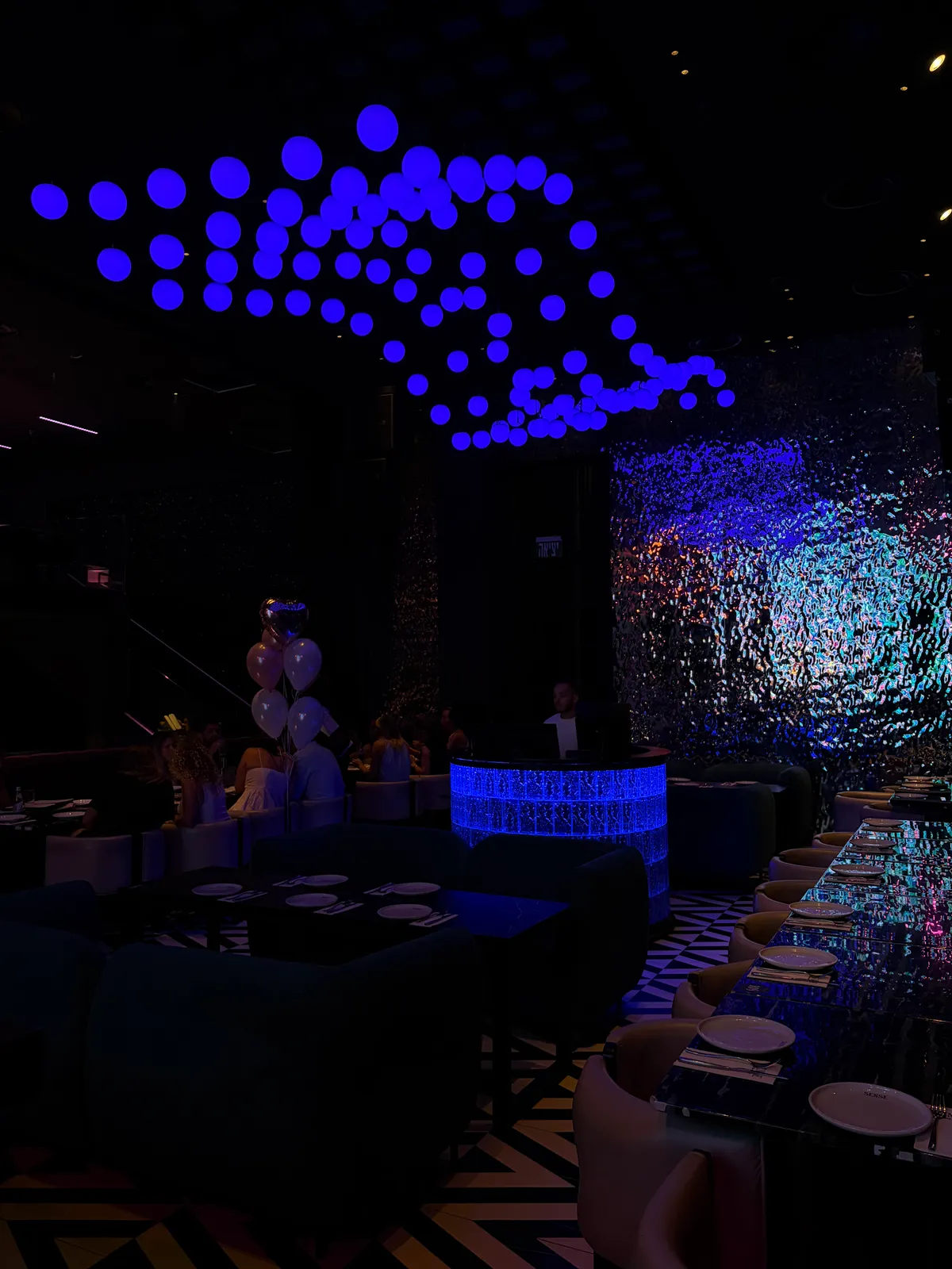 Sense, Netanya: high-end kosher food with a real club night around it (photo 3)